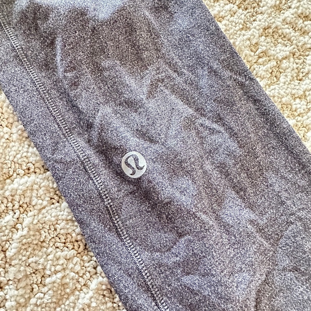Grey lululemon leggings